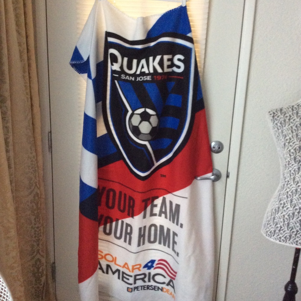 SJ Earthquakes  Blanket